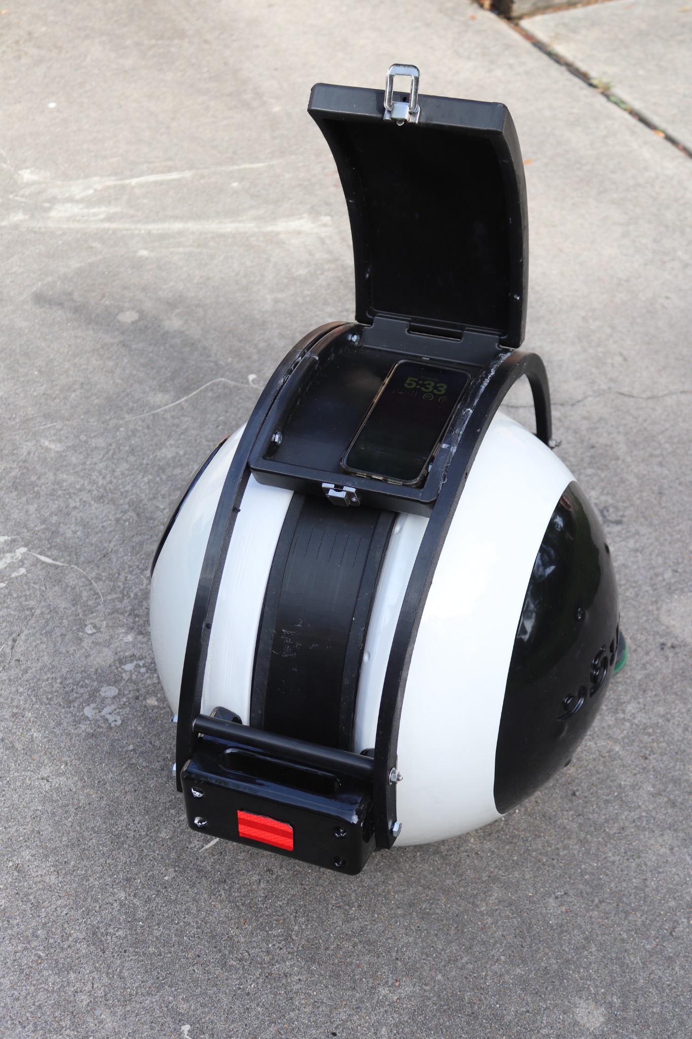 Pengo Cooler Ball with hatch open